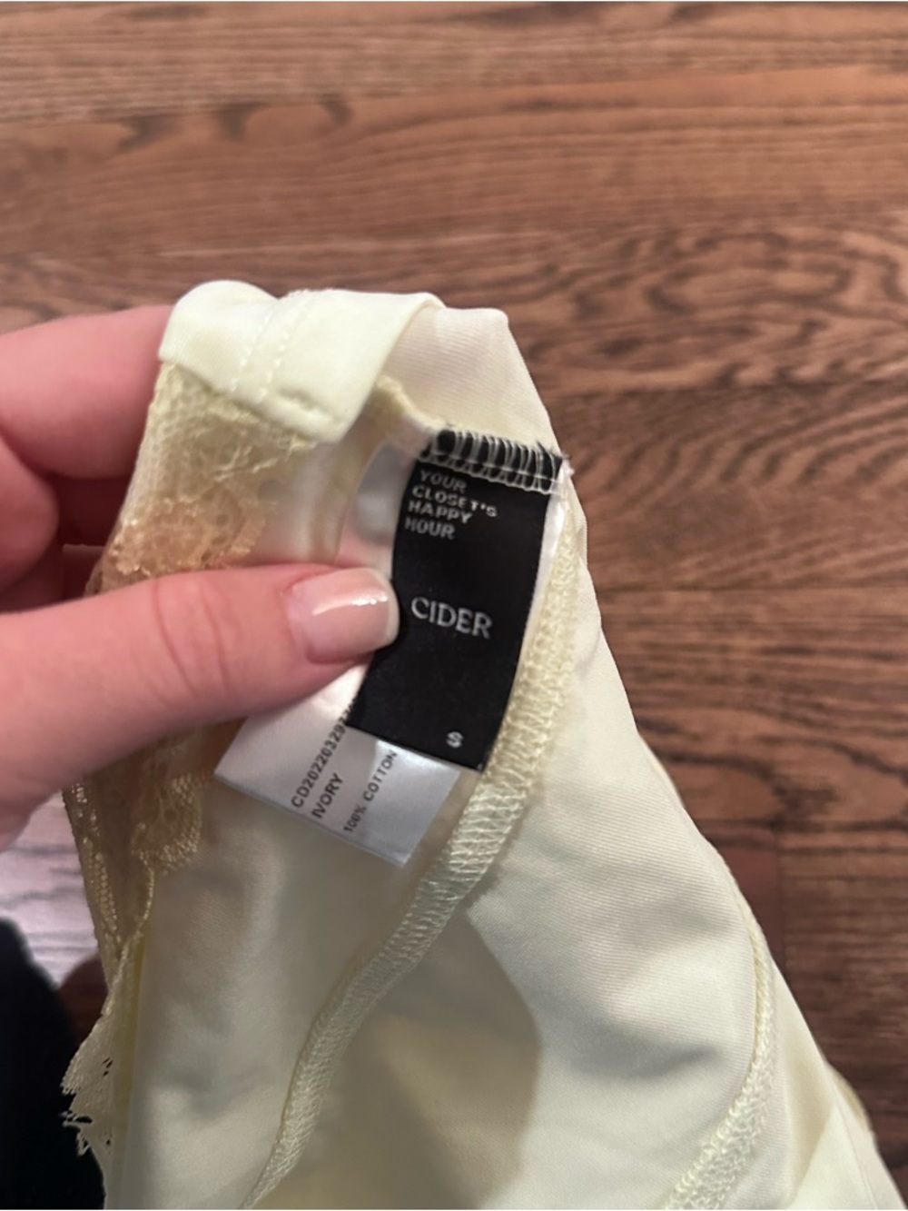 Cider Yellow Lace Tank Top - Picture 4 of 4